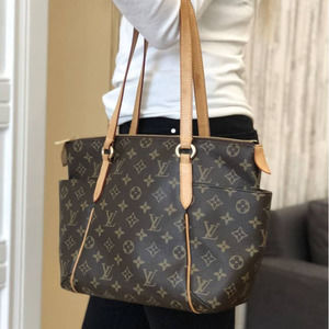 💎✨AUTHENTIC✨💎 Louis Vuitton Totally PM Monogram
